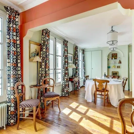 Apartment Le Pastel - Refined & Colorful - Madeleine Paris